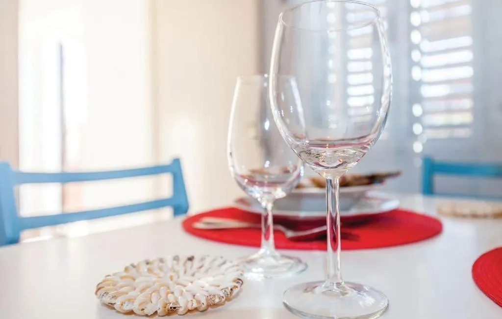 Apartments With A Parking Space Novi Vinodolski - 11523 Croatia